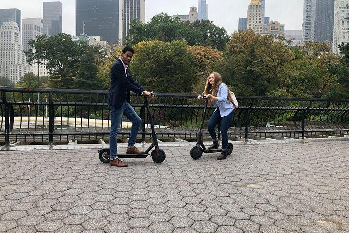 Geführte Elektroroller-Tour durch den Central Park
