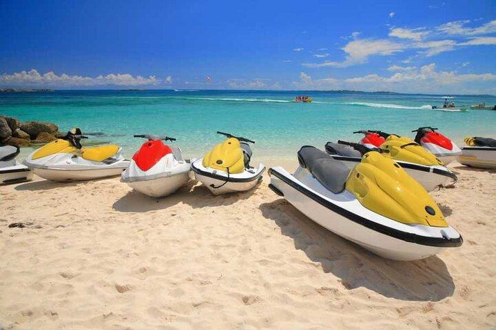 Guidet Jetski-snorkling og 10 strande-tur