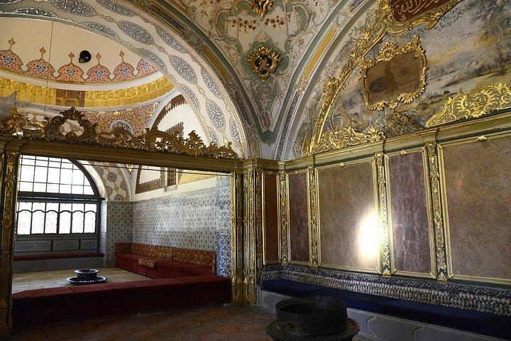 Topkapi Palace & Tombs Of Sultans - Skip The Line Tickets