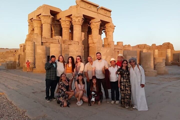 Amazing 2 Nights Nile Cruise From Aswan To Luxor including Tours and Abu Simbel