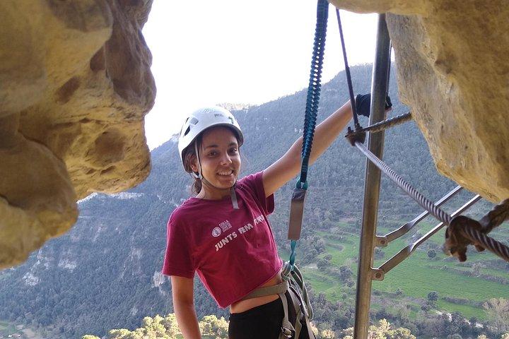 Aventure d'escalade en Via ferrata de Centelles