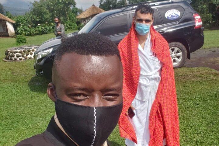 1 Tag Mountain Gorilla Trekking im Vulkan-Nationalpark