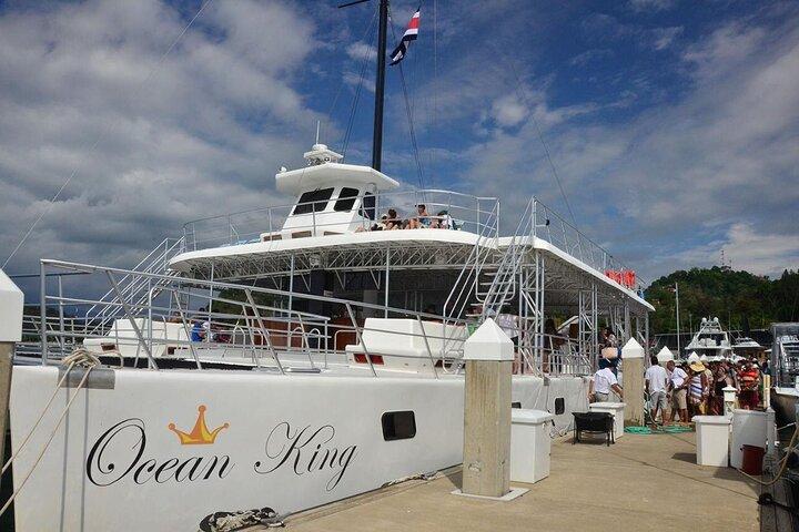 Catamarán Ocean King Manuel Antonio