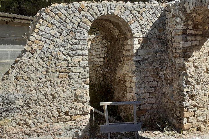 Civitavecchiaの古代浴場へのガイド付き訪問