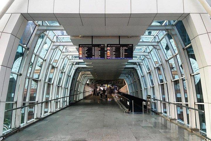 バリ島出発プライベート送迎：ウブドホテルから空港まで