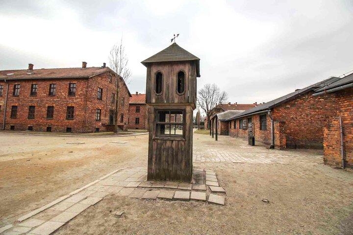 Visita guiada a Auschwitz Birkenau desde Cracovia / Entradas incluidas