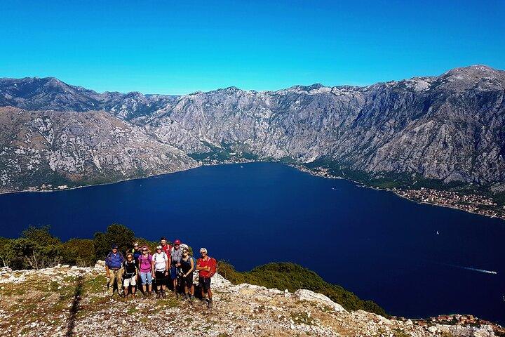 Vandre Vrmac-halvøen med panoramaudsigt over Kotor-bugten