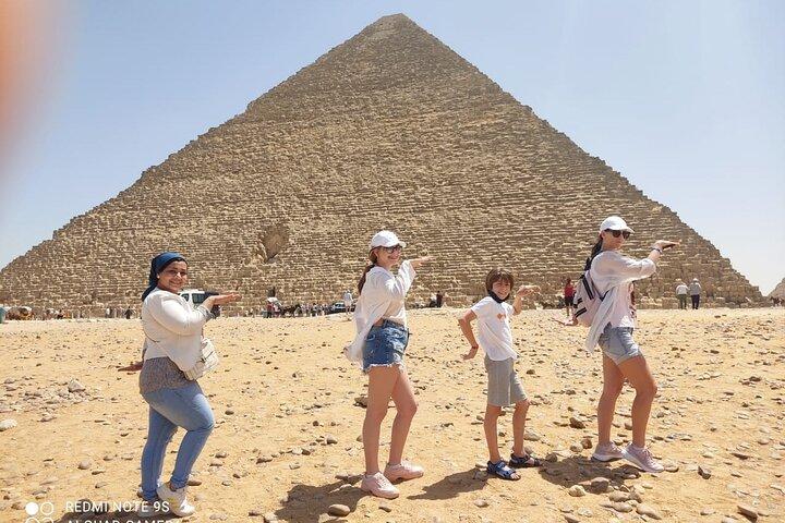 Hurghada Le Caire Visite des pyramides et du musée égyptien, une journée.