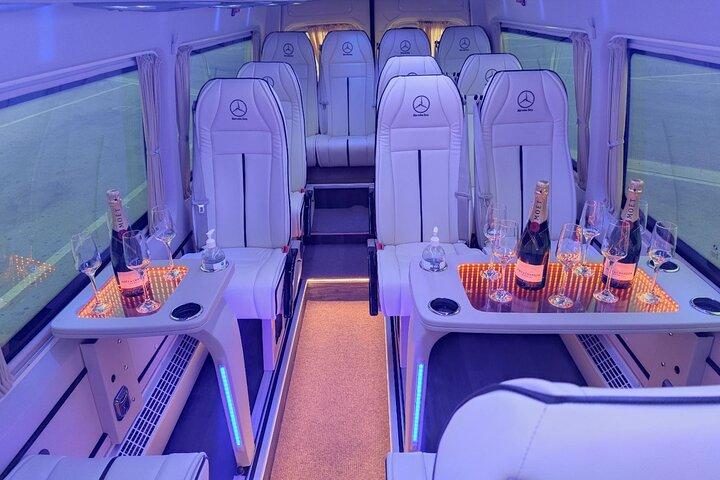 アテネ＆コリント終日8時間プライベートツアー。