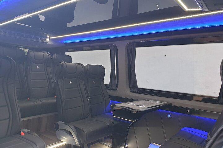 アクロポリス、ゼウス神殿、オリンピックスタジアム、議会、警備員アテネプライベートツアー