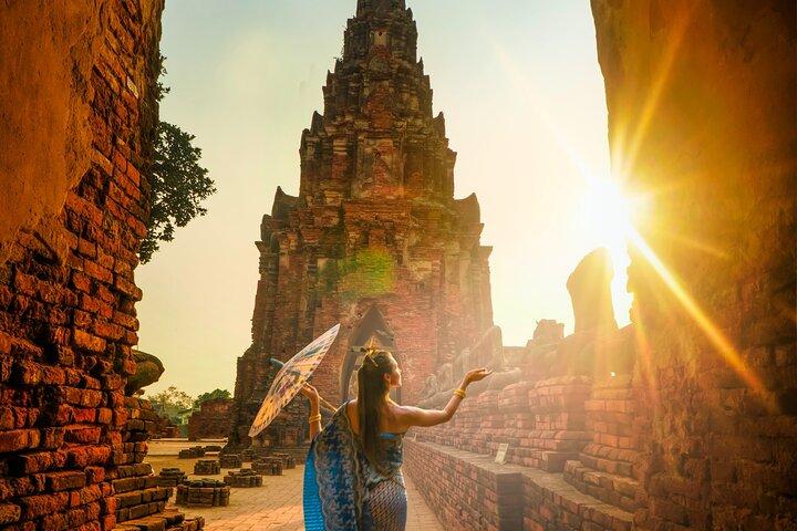 Carro privado de Bangkok : Ayutthaya Mahathat, Wat Chai & Mercado (8h)