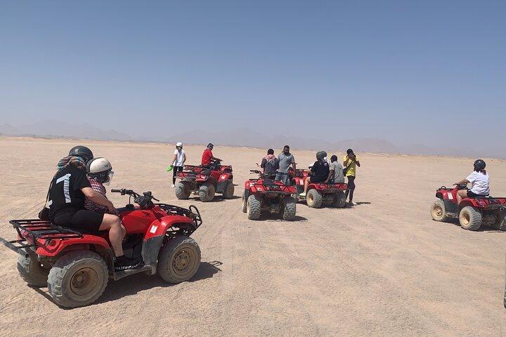 Privat 5 timers safari med Quad Bike Hurghada + kameltur