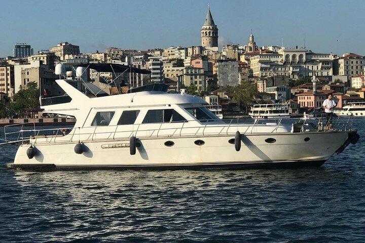Istanbul Private Yacht Tour - 2 Hours