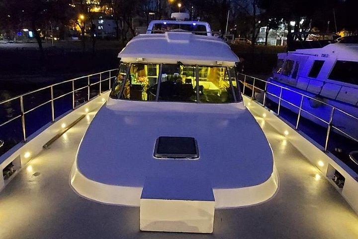 Private Yachttour durch Istanbul – 2 Stunden