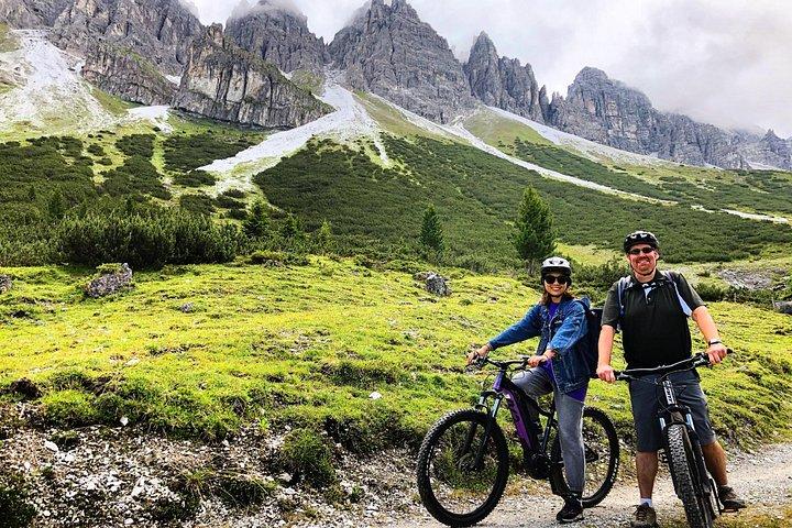 インスブルック シーニック eBike ツアー