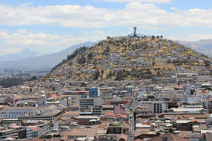 Altstadtrundgang Quito : Geschichte, Marktbesuch und Eisverkostung