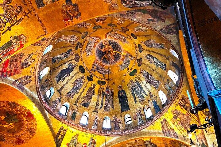 Perspectivas incomuns da Basílica de São Marcos & opcional Pala d'Oro