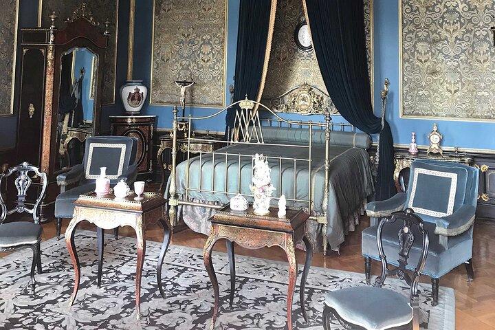 Visit the Imperial Castle in Chapultepec