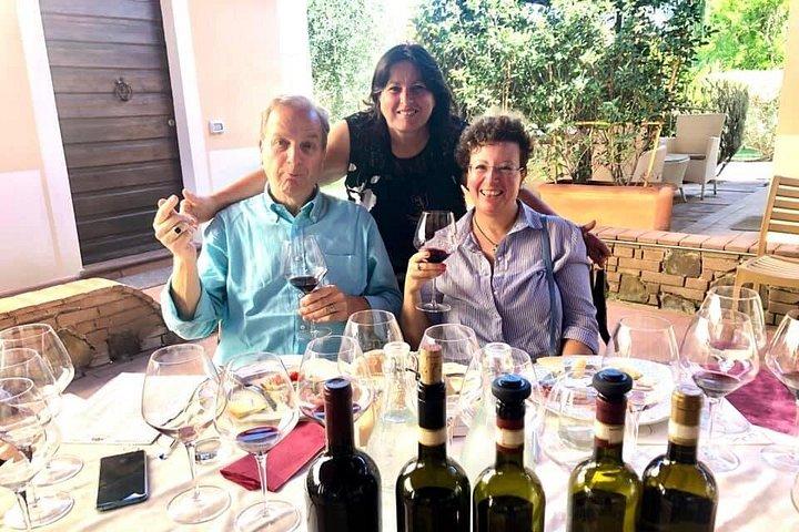 ローマ発：ランチとワインの試飲付きトスカーナとシエナへの日帰り旅行