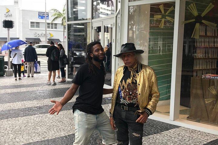 Excursão a pé com Comida e Art Deco em Miami Beach