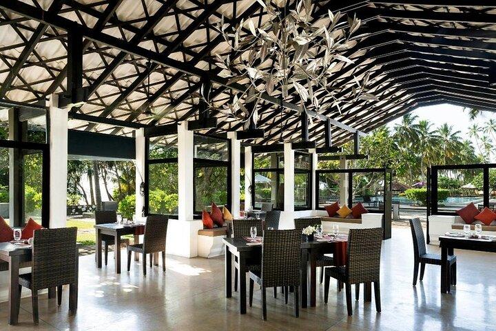 Private Taxi from Sri Lanka Airport (CMB-BIA) to Avani Bentota Resort & Spa