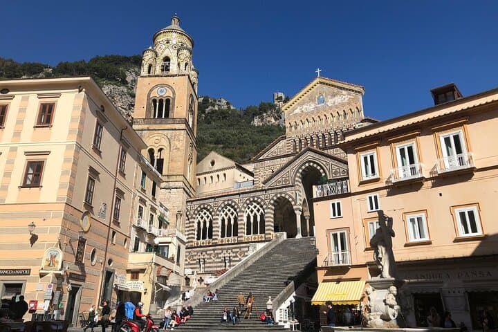 Exclusive Private Tour: Explore Pompeii and the Amalfi Coast
