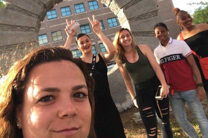 Esperienza unica di caccia al tesoro a Minneapolis di Wacky Walks