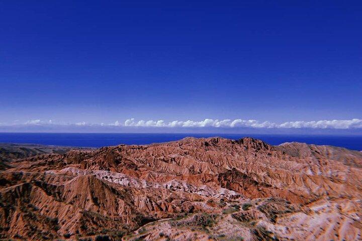 一年中イシク クル湖を巡る究極の 5 日間の旅