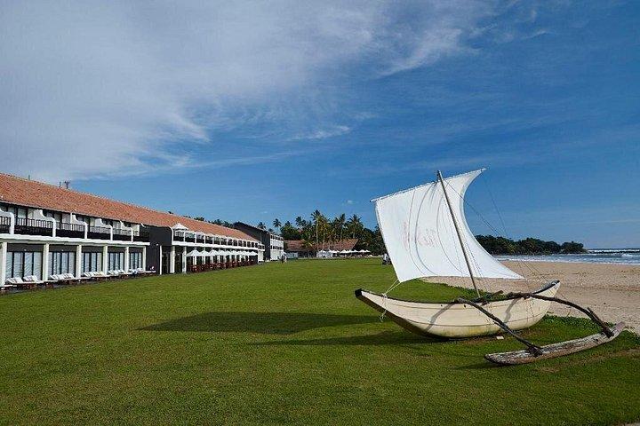 スリランカ空港（CMB-BIA）からEKHO Surf Hotel Bentotaまでのタクシー