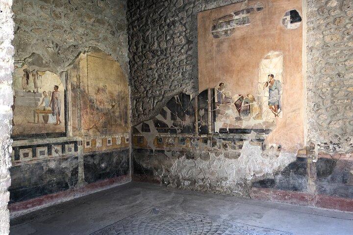 Pompeya tres horas con un guía experto.