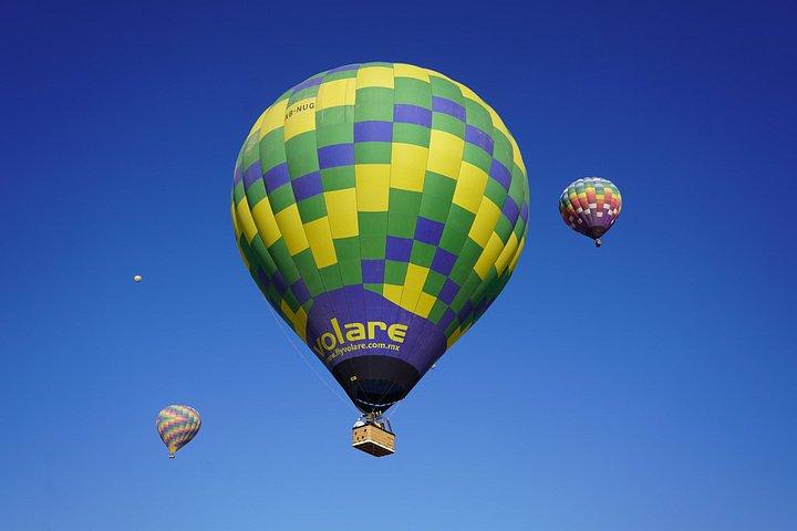 Vuelo en Globo en Teotihuacán desde Ciudad de México / Volare