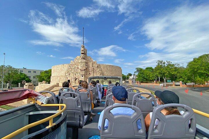 Panoramic Sightseeing Bus City Tour of Merida with 2 Routes