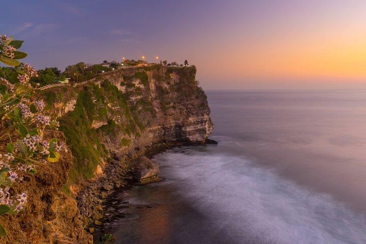 Ocean Walker Bali Water Sport con Uluwatu Cliff Temple Tour
