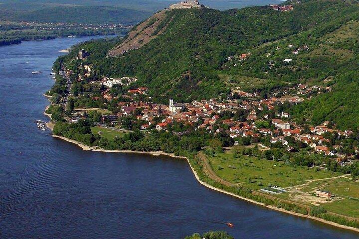 Tour privé de la courbe du Danube - journée complète