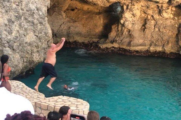 モンテゴベイジャマイカ空港プライベート送迎快楽主義ネグリル