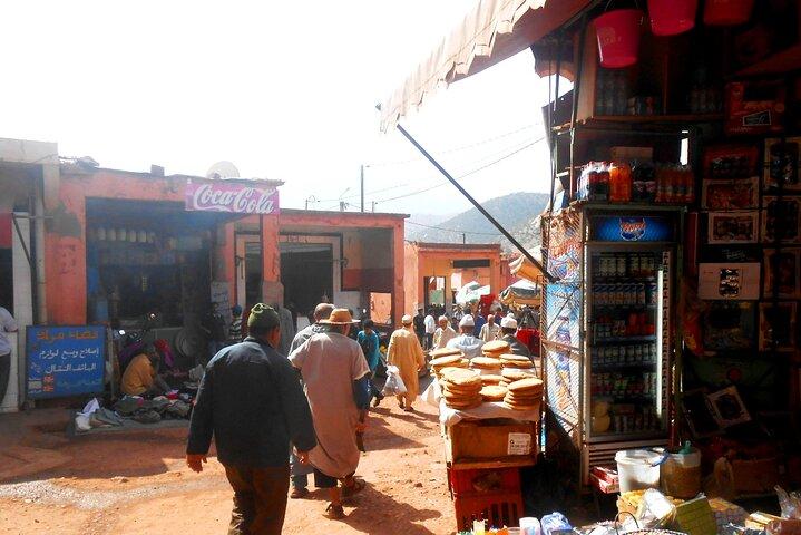 Zat-vallei en privédagtrip naar het Atlasgebergte vanuit Marrakech met lunch.