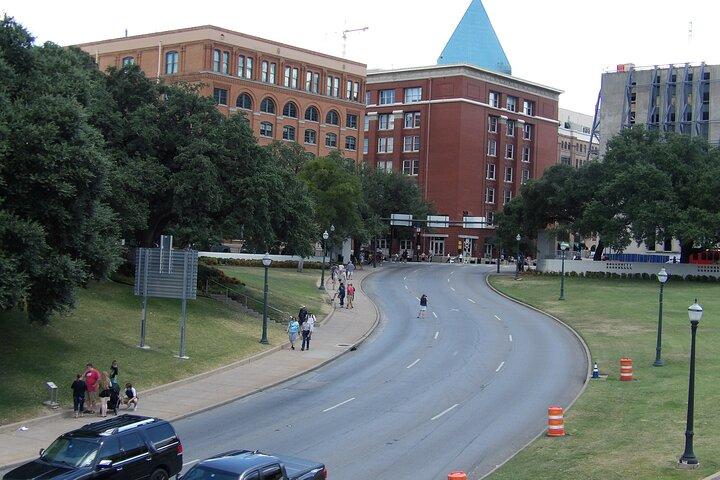 Recorrido a pie por el asesinato de JFK de 1 hora