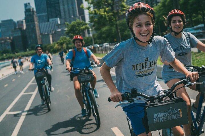 Visite gastronomique et à vélo en famille à Chicago avec les principales attractions