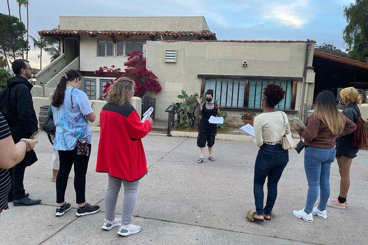 Spectres and Sinners Walking Tour