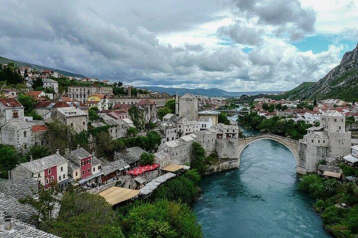 Sightseeingtur för små grupper i Bosnien. Mostar, Kravicafallen och mer