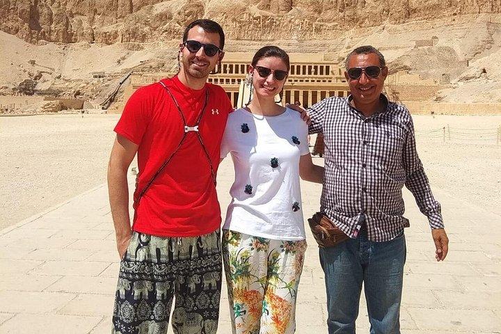 Hurghada : Guided Day Tour to Luxor & Transfer Rounded trip