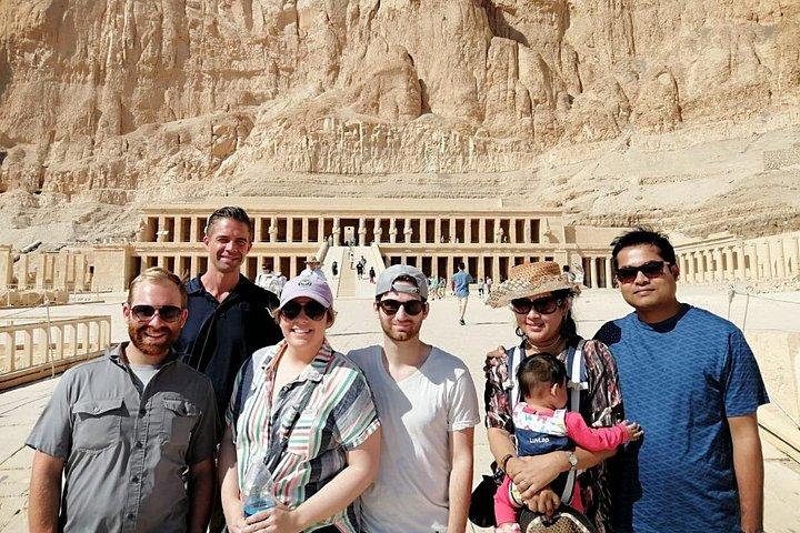 Hurghada : Guided Day Tour to Luxor & Transfer Rounded trip