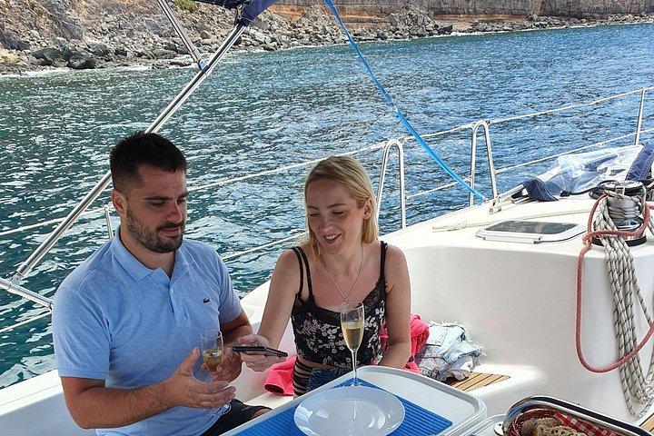 Sailing Trip and Snorkeling (max. 8 people)