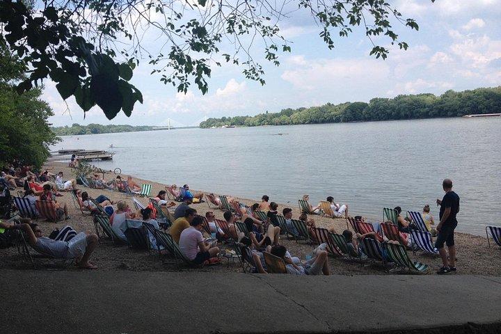 Szentendre: Self-guided Bicycle Tour with optional boat transfer