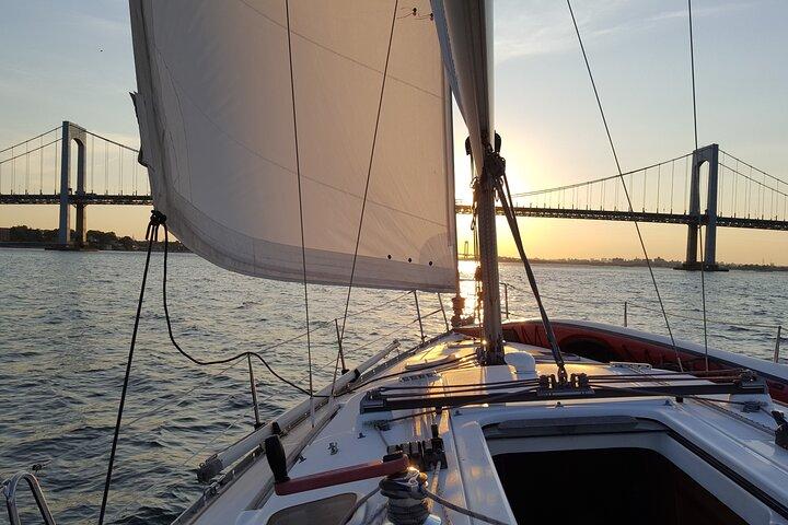 Privat Long Island Sound Sailing Experience