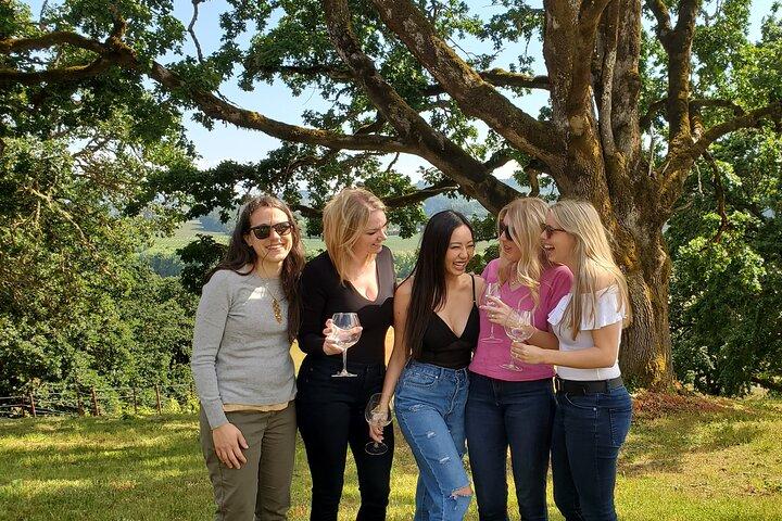 Willamette Valley Pinot Noir & Wood Fired Pizza Pairing Tour