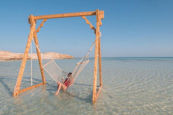 オレンジ ベイ ギフトン島ハルガダ シュノーケリング旅行