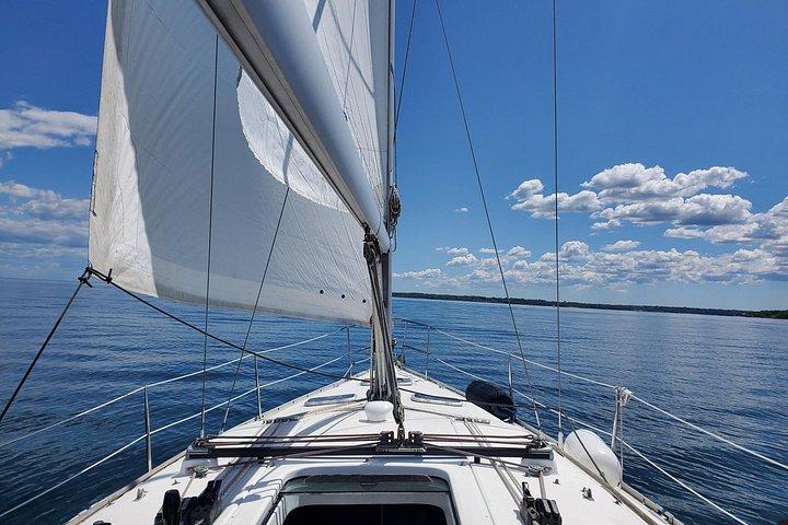 Privat Long Island Sound Sailing Experience