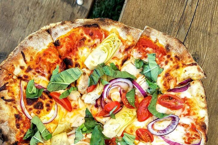 Willamette Valley Pinot Noir & Wood Fired Pizza Pairing Tour