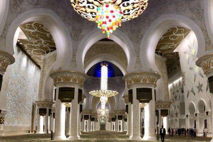 Tour privado de Abu Dhabi desde Dubai